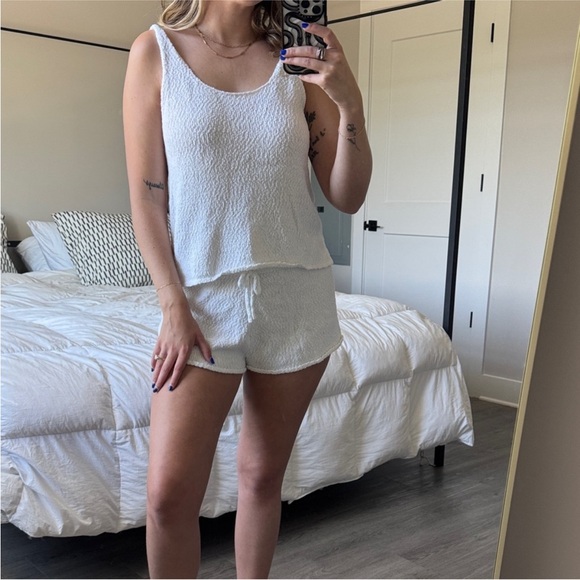 Bundle AE jeans and Aerie Set - Picture 2 of 2